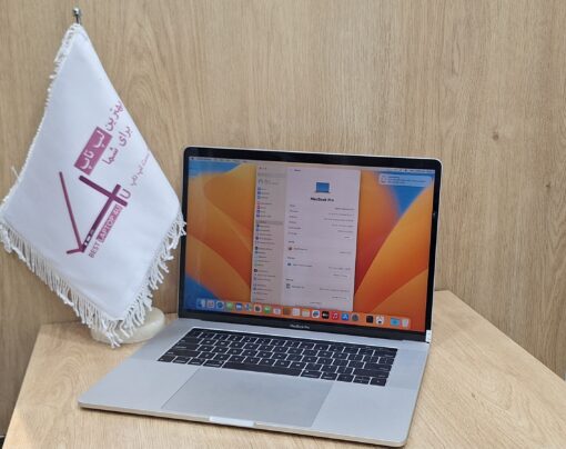 MacBook Pro (15-inch, 2018) Core i7-8850H32 GB500 GB4GB AMD 560X
