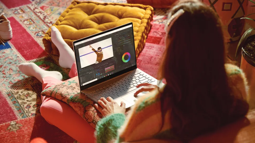 خرید نوت بوک اچ پی مدل HP EliteBook X360 1030 G7 نمایشگر 13.3 اینچ لمسی با قابلیت چرخش 360 درجه و پردازنده Core i7-10610G7 نسل دهم گرافیک اینتل HD