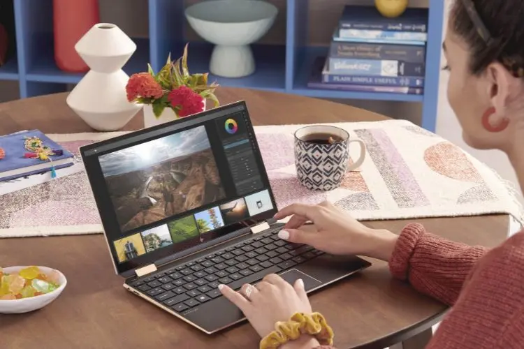 خرید لپ تاپ اچ پی انوی مدل HP Envy 13 X360 صفحه نمایش 13.3 اینچ لمسی با قابلیت چرخش 360 درجه و پردازنده Ryzen 5-4500U گرافیک 512 مگابایت AMD